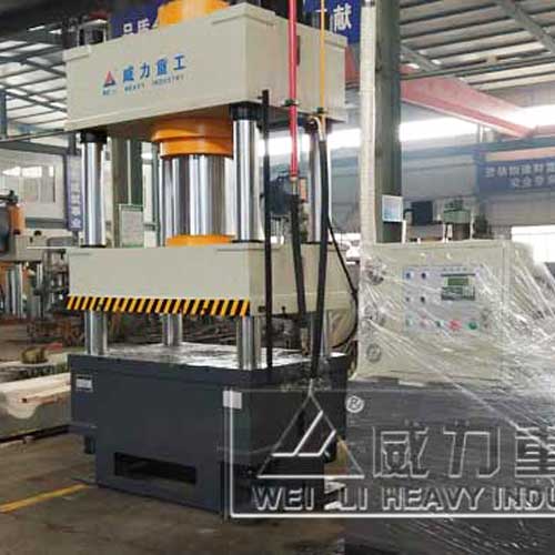 不銹鋼水箱沖壓板成型液壓機價格大約多少錢？