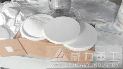 200噸四柱四柱液壓機壓制成型產品