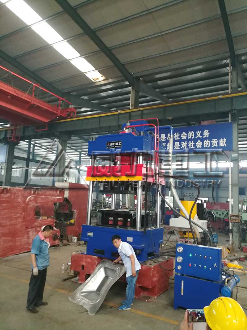 完成灰斗車(chē)?yán)斓恼麄€(gè)過(guò)程