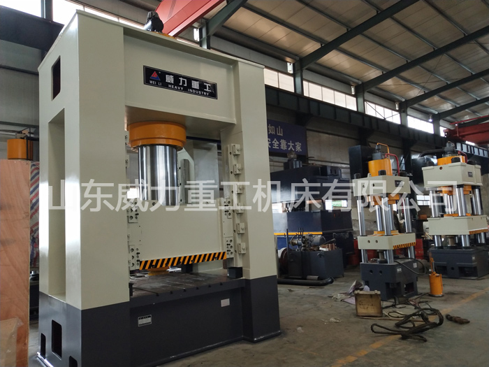 800噸液壓機用于汽車覆蓋件沖壓