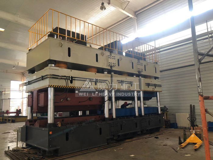 三機(jī)聯(lián)動(dòng)橋梁波形鋼成型液壓機(jī)