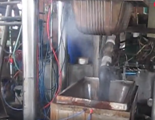 客戶模壓加工現場