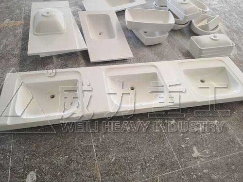 玻璃鋼洗手臺(tái)盆由液壓機(jī)一次模壓成型