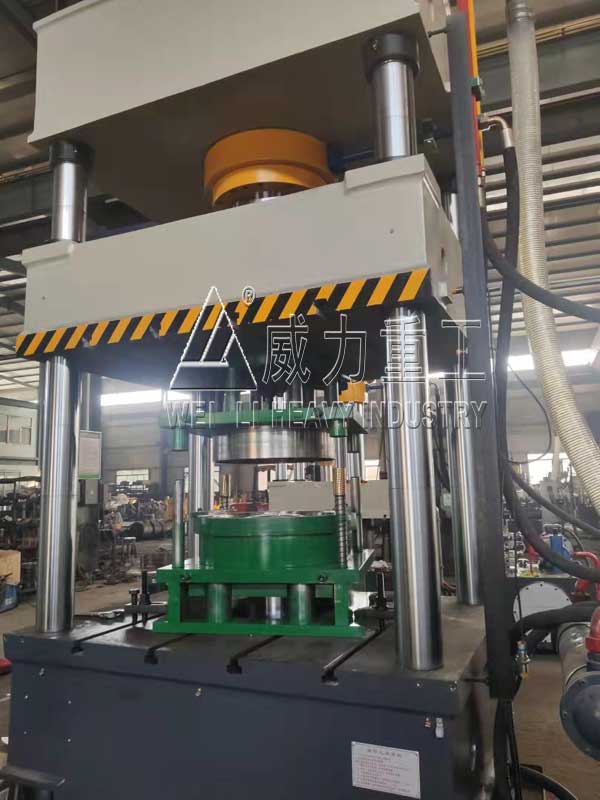 200噸液壓機(jī)