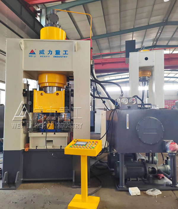 400噸框架式液壓機(jī)(沖壓錨桿托盤成型)