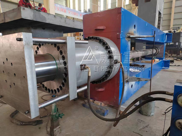 500噸實驗用拉力機